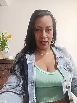 Snapshot of PAULA20- chatting on 27, 9, 2025 PAULA20- online show from 27, 9, 2025