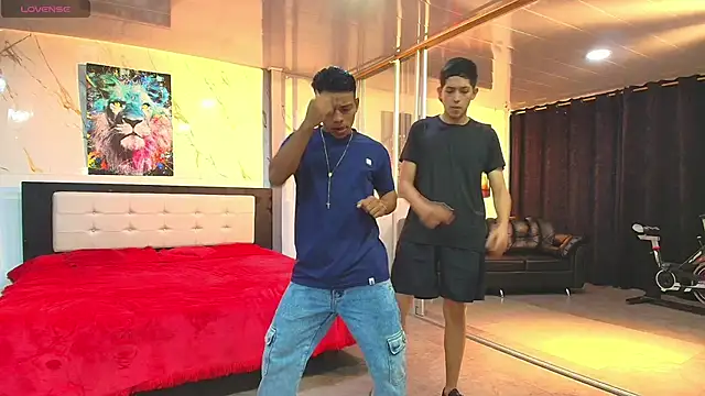 Bisexlifehot   online show from 14, 4, 2026