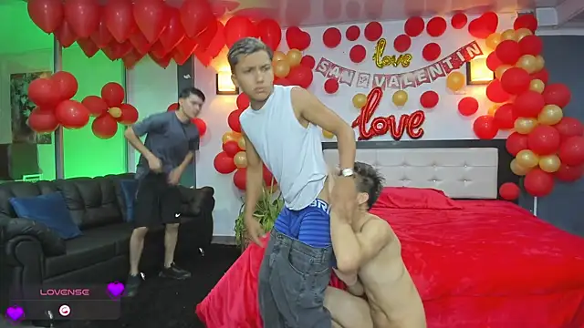 Bisexlifehot   online show from 13, 2, 2026