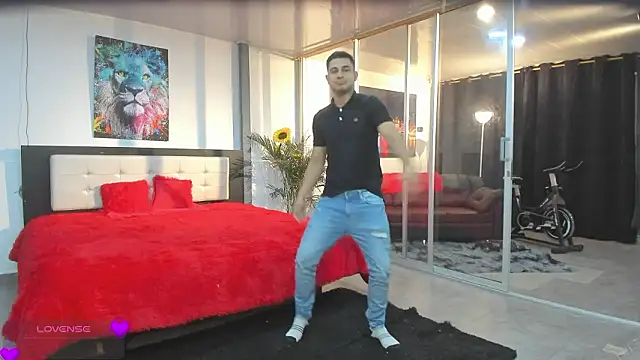 Bisexlifehot   online show from 24, 2, 2026