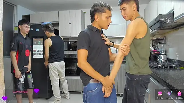 Bisexlifehot   online show from 11, 2, 2026