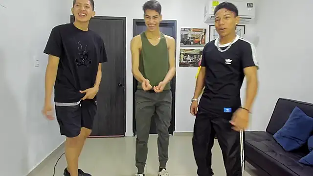 Bisexlifehot   online show from 24, 3, 2026