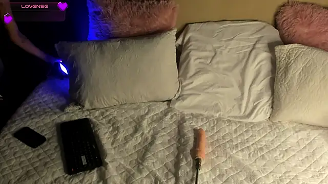  Kendall 19 online show from 7, 3, 2026