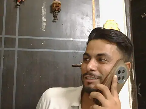 ursdreamperson online show from 26, 4, 2026