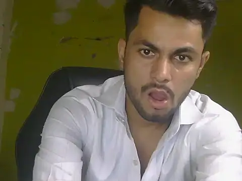 ursdreamperson online show from 22, 7, 2026