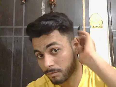 ursdreamperson online show from 25, 4, 2026