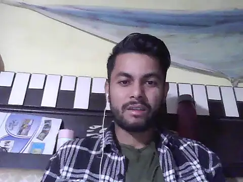 ursdreamperson online show from 6, 11, 2025