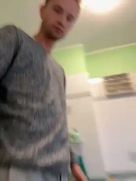 Snapshot of Italy_sex_boy chatting on 7, 10, 2025 Italy sex boy online show from 7, 10, 2025