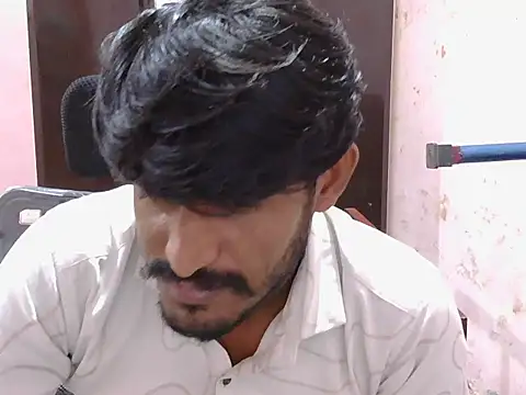 Snapshot of krishjaat43 chatting on 31, 10, 2025 krishjaat43 online show from 31, 10, 2025