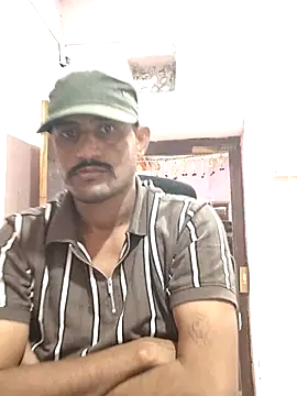 Snapshot of krishjaat43 chatting on 3, 12, 2025 krishjaat43 online show from 3, 12, 2025