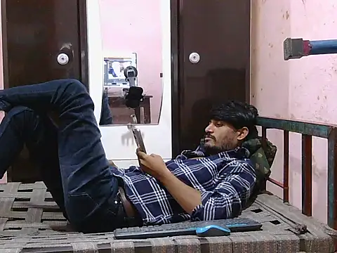 Snapshot of krishjaat43 chatting on 30, 10, 2025 krishjaat43 online show from 30, 10, 2025