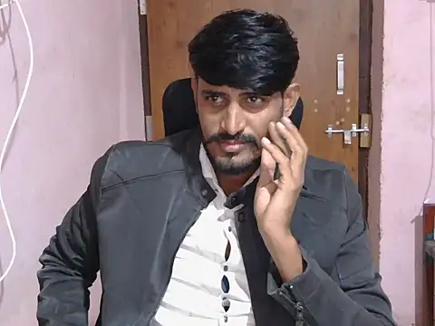 Snapshot of krishjaat43 chatting on 25, 11, 2025 krishjaat43 online show from 25, 11, 2025