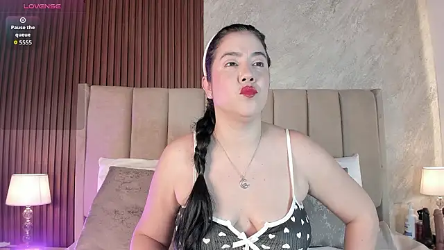  Cris Spicy  online show from 18, 3, 2026