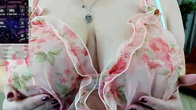 WifeyXRated online show from 5, 3, 2025