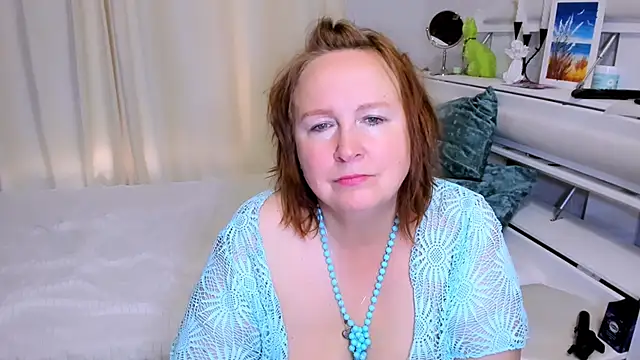 Snapshot of WifeyXRated chatting on 20, 6, 2026 WifeyXRated online show from 20, 6, 2026