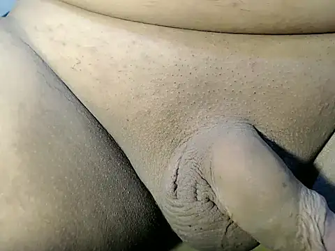 asianayumi online show from 9, 4, 2026