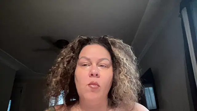 number1slut online show from 8, 10, 2025