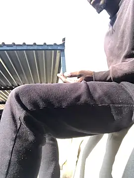 cuminsidebby online show from 14, 4, 2026