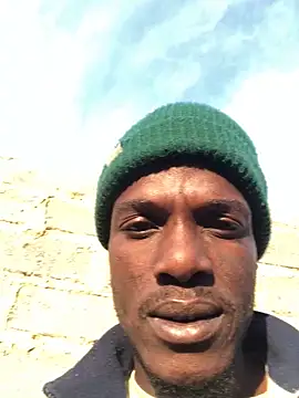 Snapshot of cuminsidebby chatting on 11, 10, 2025 cuminsidebby online show from 11, 10, 2025