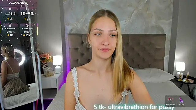 Luna Vibee online show from 20, 11, 2025