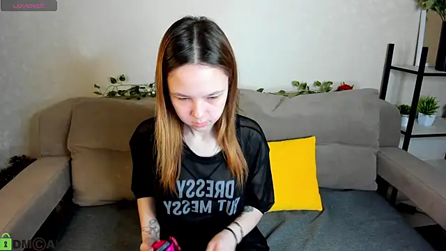 Lori Blossom online show from 5, 2, 2026