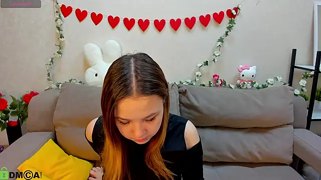 Lori Blossom online show from 26, 2, 2026