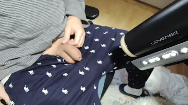 Snapshot of BenReich chatting on 26, 10, 2025 BenReich online show from 26, 10, 2025