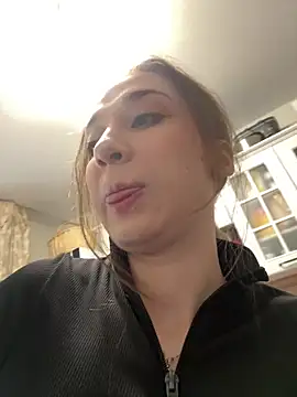 yourfavpsy  online show from 5, 5, 2026