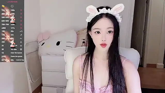 MM-feifei online show from 9, 11, 2025