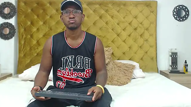 AndyCalifornia1 online show from 21, 10, 2025