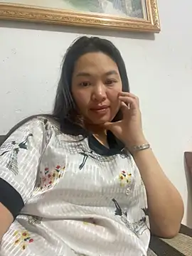 Nhung584 online show from 17, 10, 2025