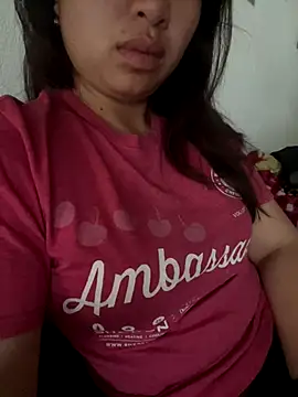 Nhung584 online show from 6, 10, 2025