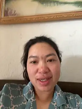 Nhung584 online show from 12, 10, 2025