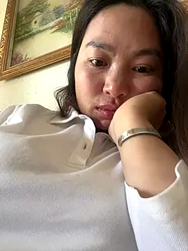 Nhung584 online show from 4, 11, 2025