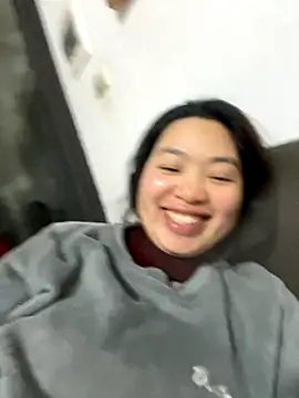 Snapshot of Nhung584 chatting on 5, 12, 2025 Nhung584 online show from 5, 12, 2025