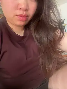 Nhung584 online show from 5, 4, 2026