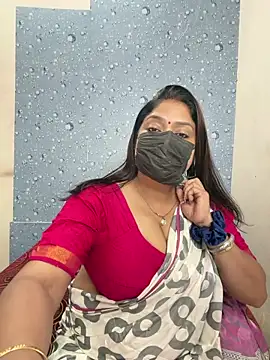 Snapshot of Horny_Kavita chatting on 20, 12, 2025 Horny Kavita online show from 20, 12, 2025