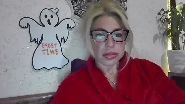 fox red lady7 online show from 31, 10, 2025