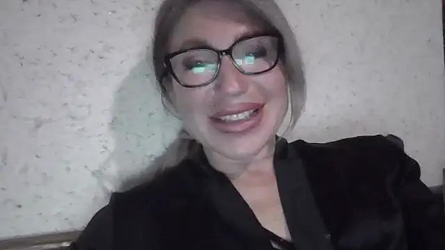 fox red lady7 online show from 24, 3, 2026