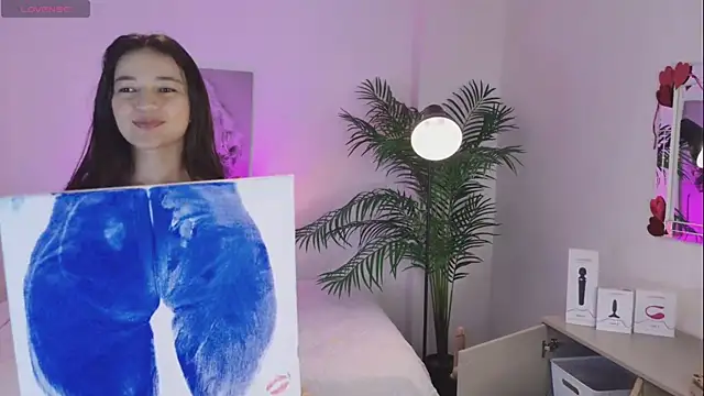 LUNAA    online show from 24, 3, 2026