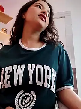 LUNAA    online show from 6, 10, 2025