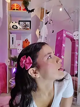 LUNAA    online show from 29, 10, 2025