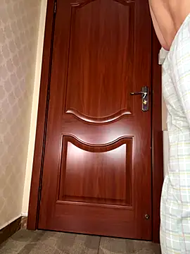 sonwmelt1 online show from 4, 10, 2025