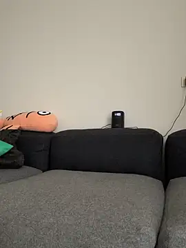 sonwmelt1 online show from 28, 9, 2025