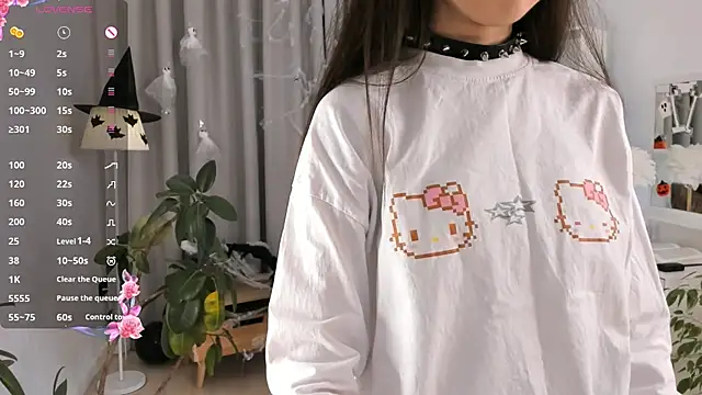 UdelaDodson online show from 31, 10, 2025