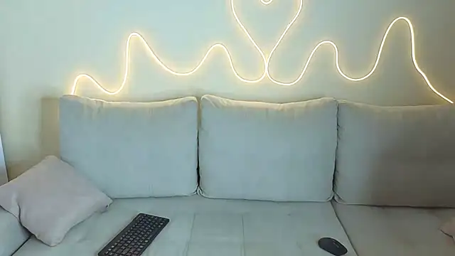 KathrynBrooks online show from 31, 3, 2026