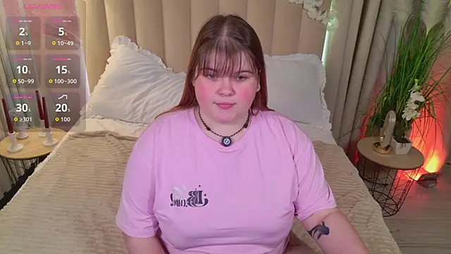 Mia Ray online show from 17, 4, 2026