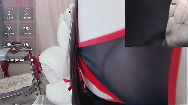 Snapshot of DaLight_18 chatting on 6, 10, 2025 DaLight 18 online show from 6, 10, 2025