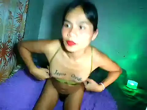 zoeytransph online show from 22, 10, 2025