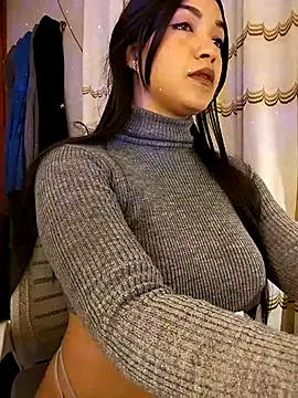 FallsForHerSmile online show from 26, 3, 2026